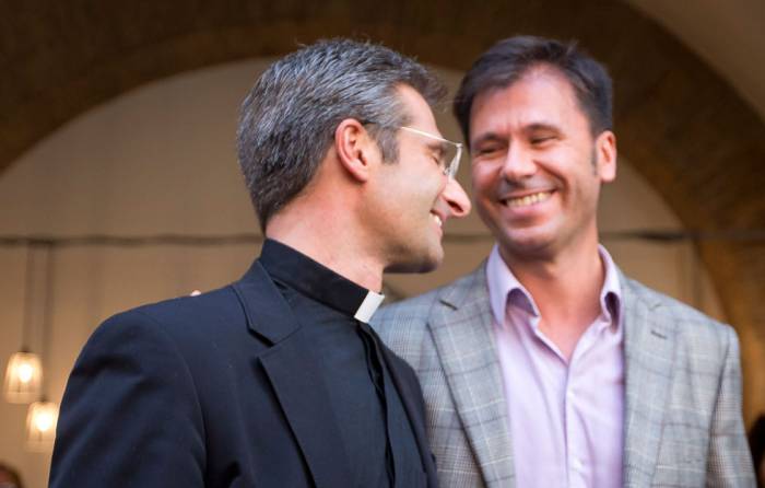 Obispo Krzysztof Charamsa