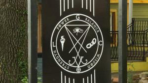 lucifer-houston