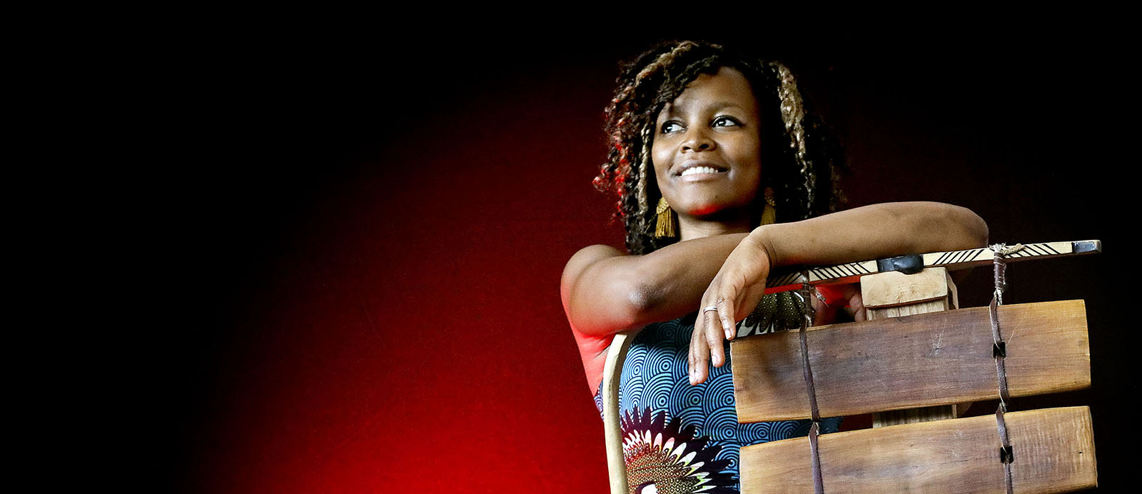 daniel rocha 260918 Selma Uamusse artista cantora interprete