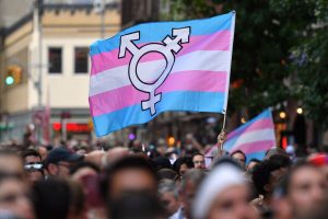 Republicanos presentan proyectos de ley para prohibir las cirugías de cambio de sexo en niños