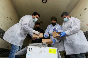 Foto de archivo. Gaza recibe primer embarque de vacunas COVID-19